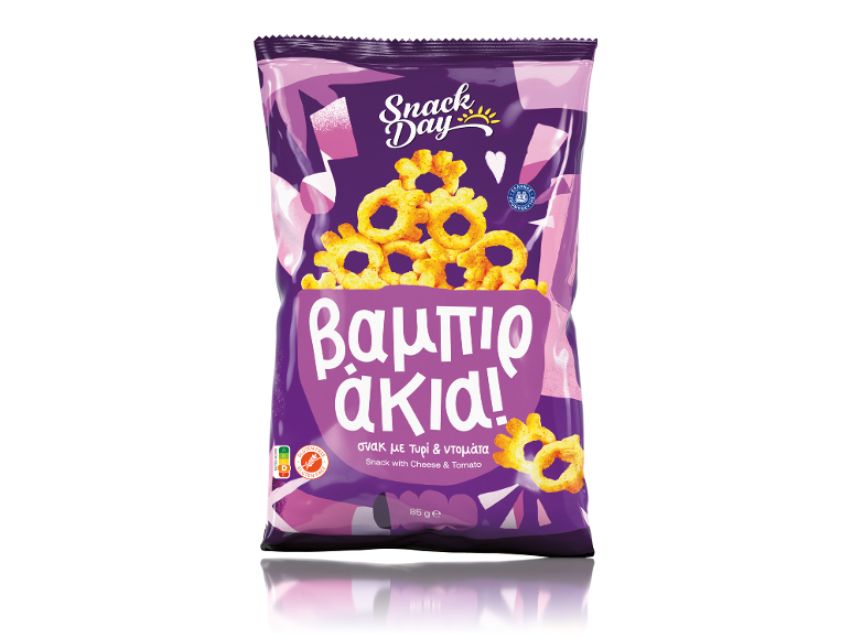 Μωβ σακούλα σνακ με δαχτυλίδια τυριού και ντομάτας, με Nutri-Score A και σήμα χωρίς γλουτένη.