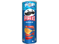 Pringles Ketchup πατατάκια σε μπλε συσκευασία με κέτσαπ και τσίλι.