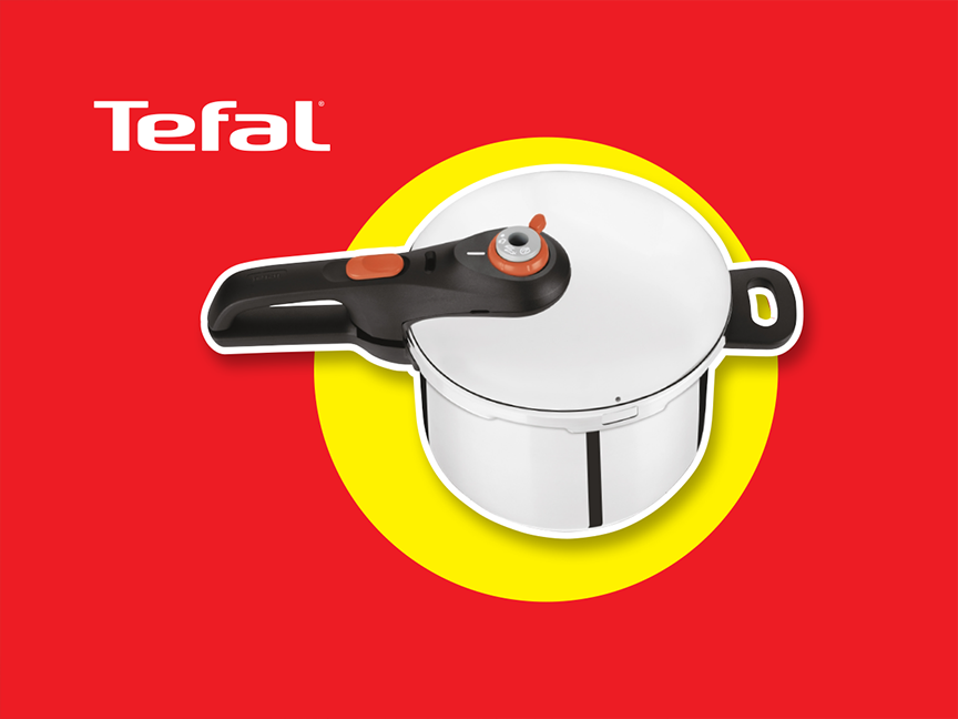 Μια χύτρα ταχύτητας Tefal σε κόκκινο φόντο με κίτρινο κύκλο.