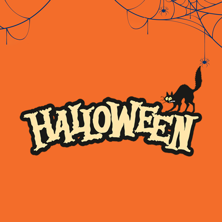 Πορτοκαλί φόντο με τη λέξη Halloween, μια μαύρη γάτα και ιστούς αράχνης.