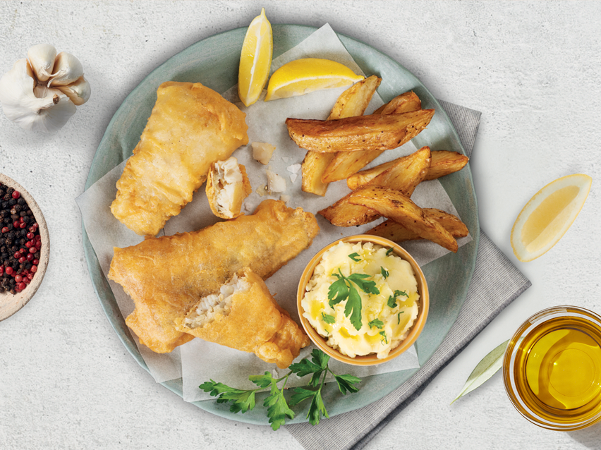 Ψαροντοφτερά, τηγανητές πατάτες και πουρές.